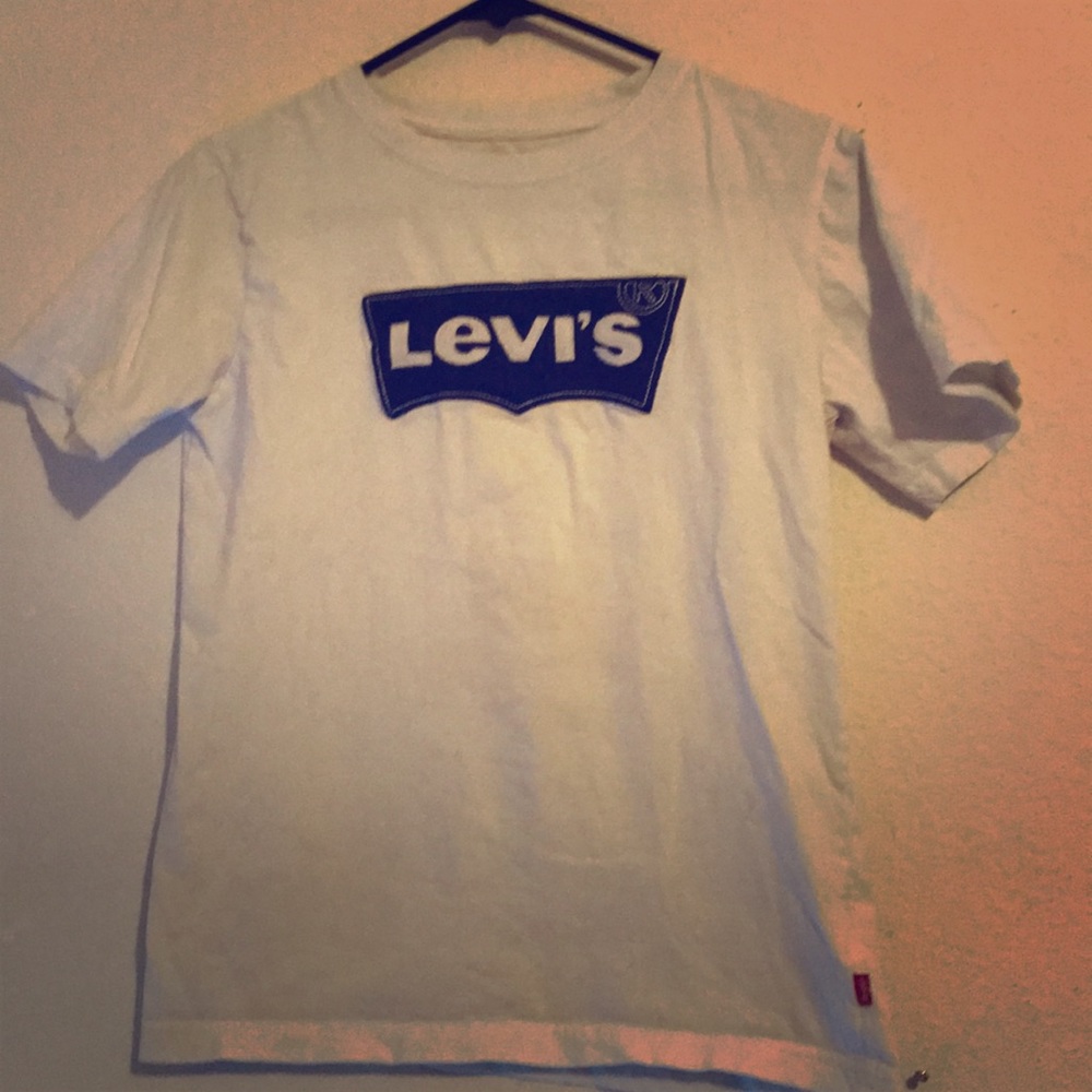 Levi T-shirt